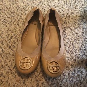 Tory Burch beige flats